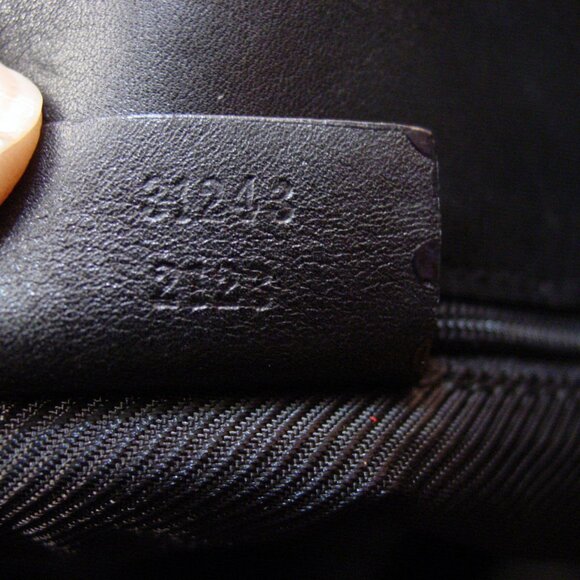 GUCCI Large All Black GG Signature Logo Shopper Tote Bag 31243 2123 - Picture 9 of 13